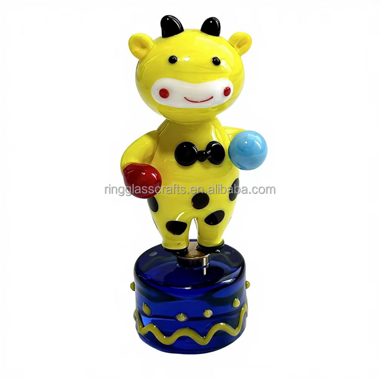 Handcrafted art glass rotating Giraffe figurine(H.80mm ;W.35mm)