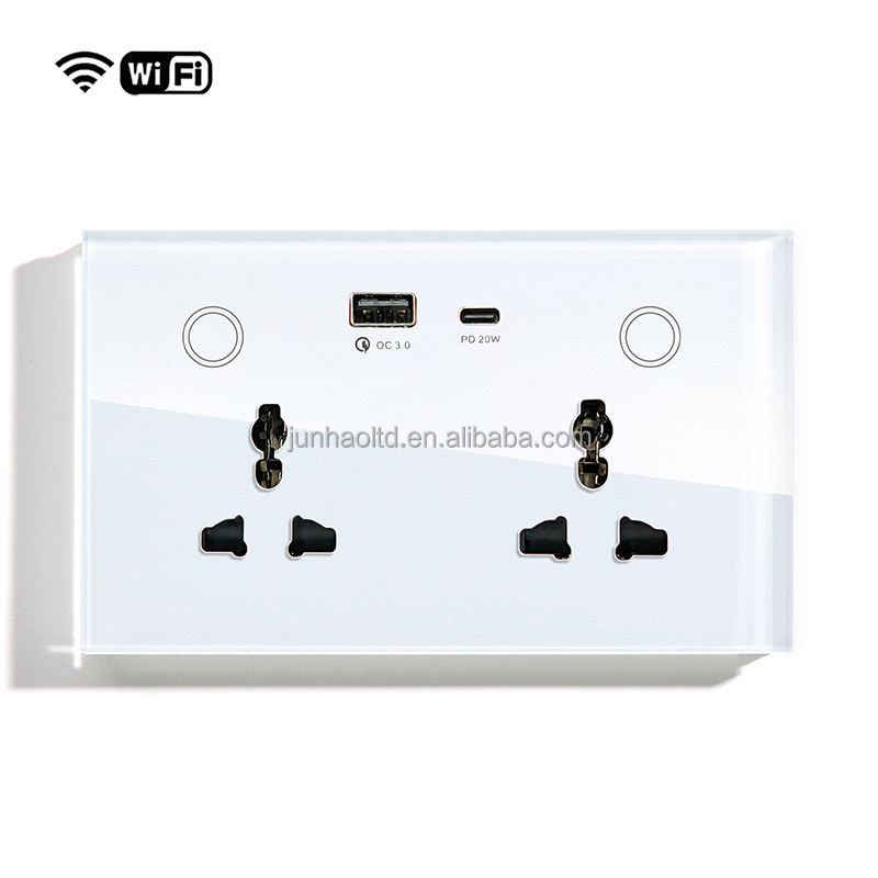 Presa universale WiFi Tuya con USB e C