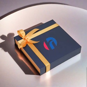 2025クリスマスギフトボックス新年チョコレートボックス子供のお気に入りレディースギフトエンボスマット & 光沢ラミネーション印刷