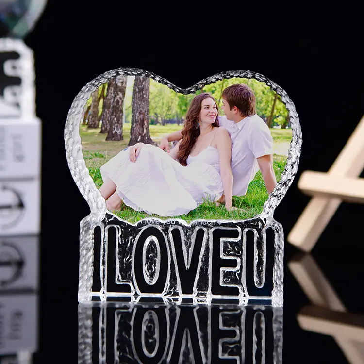 Onore del 2023 di cristallo regalo di natale a forma di cuore 3d Laser foto amore anniversario matrimonio Souvenir cristallo bomboniere