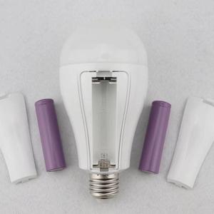 LED照明充電式E27B22ライト緊急電球