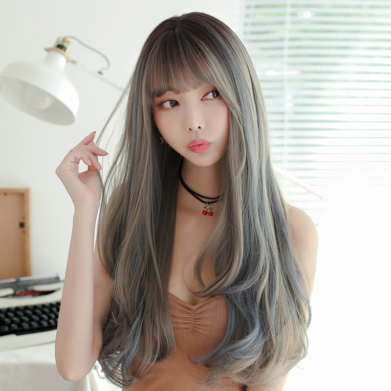 สีฟ้า