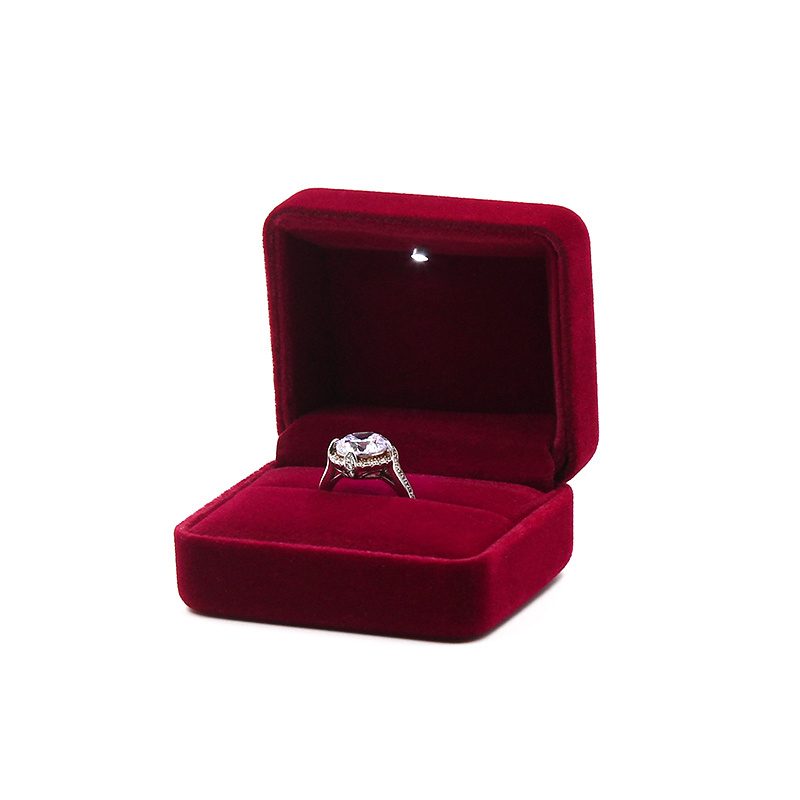 Red ring box