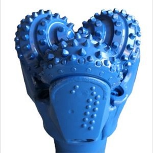 API 7K TCIトリコーンビット12 1/4in挿入歯付きビットブレーカ - Product Image 1