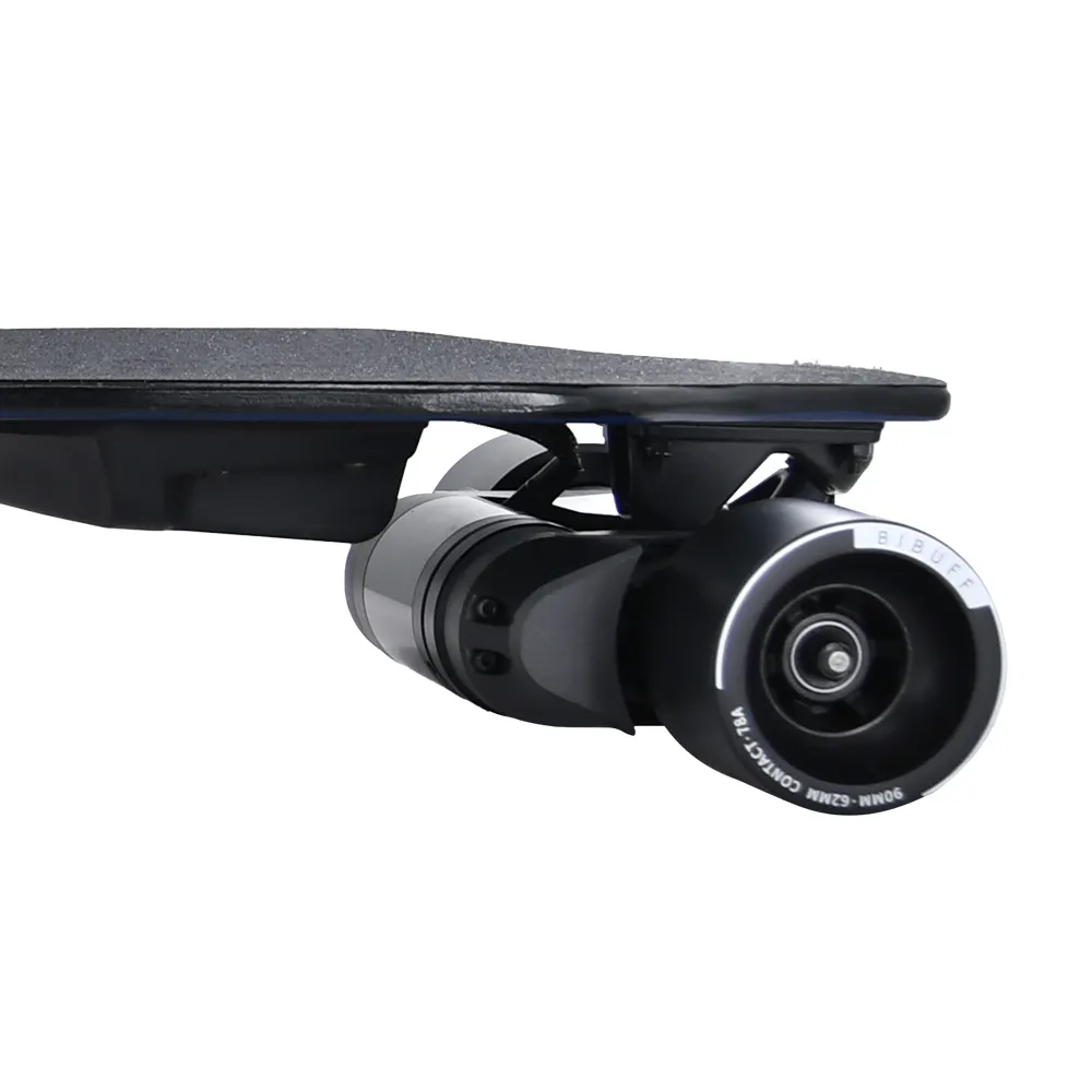 Skateboard elettrico nuovissimo magazzino USA con piattaforma in acero di alta qualità al miglior prezzo