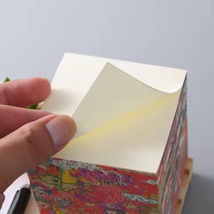 纸4面印刷备忘录立方体便签纸便签纸垫立方体便签纸与木制托盘便签纸立方体