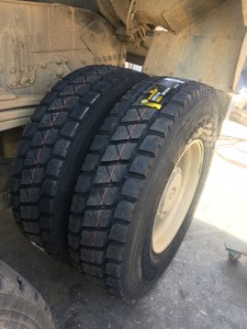 צמיגי משאית ג'יניו בלאקליון ירוק סתמי רדיאלי 11R22.5 12R22.5 13R22.5 BD189 BD210 BD280 משאית במפעל סין