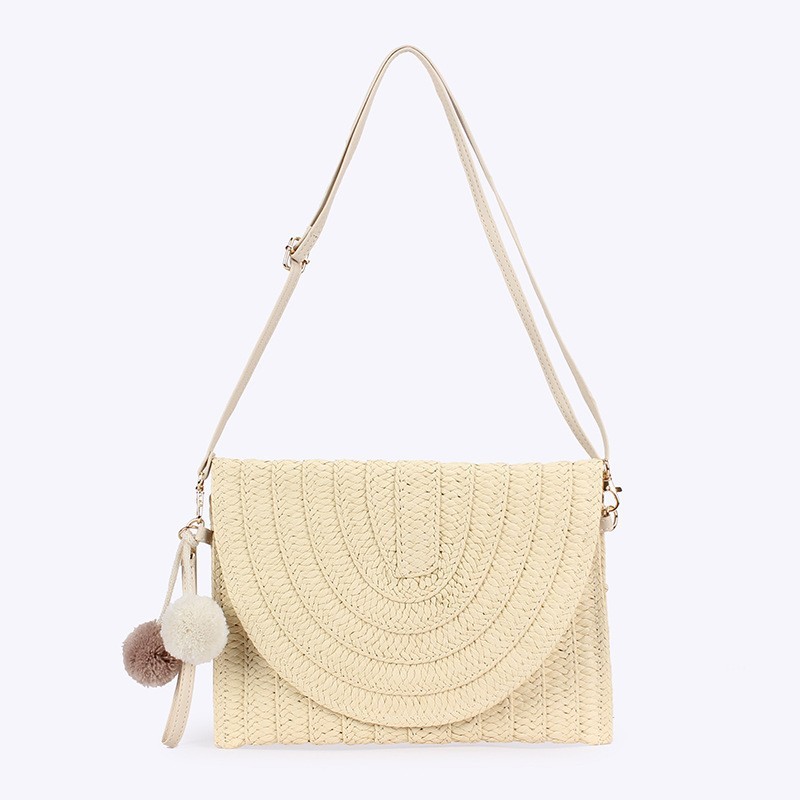 beige con bola de pelo