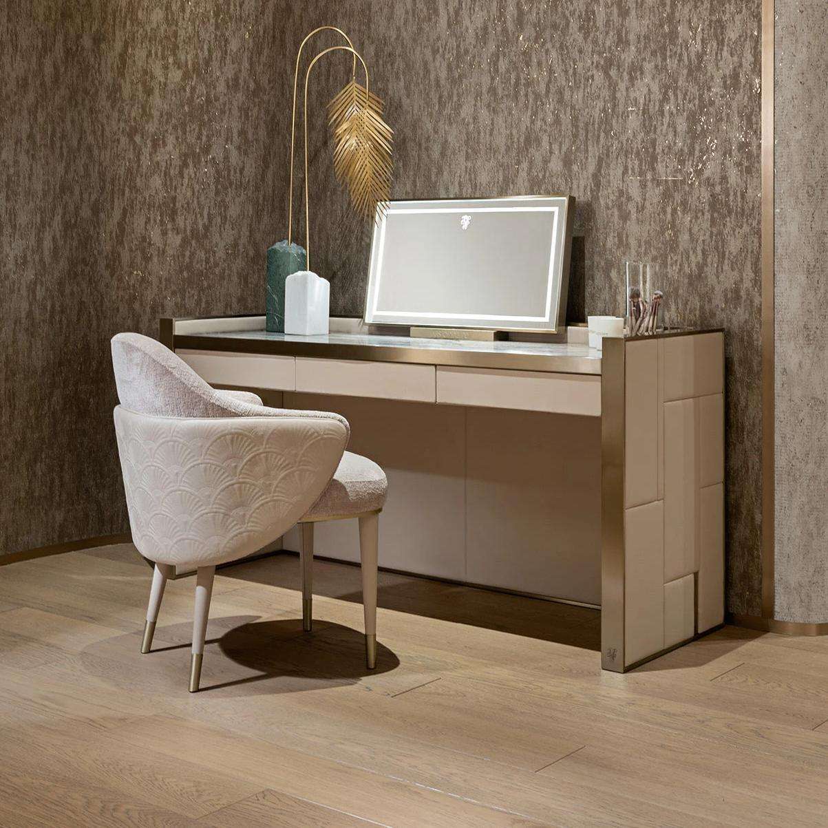 Dressing table