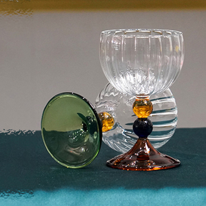 垂直条纹彩色蓝色玻璃高脚杯复古手工鸡尾酒杯马提尼酒吧酒杯