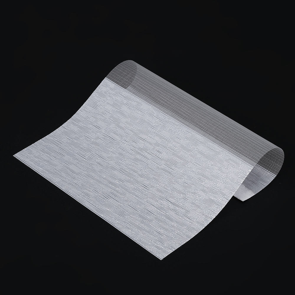 สีเทาอ่อน