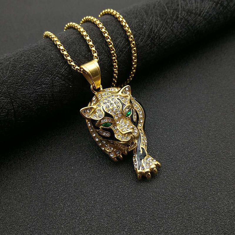 Gold single pendant