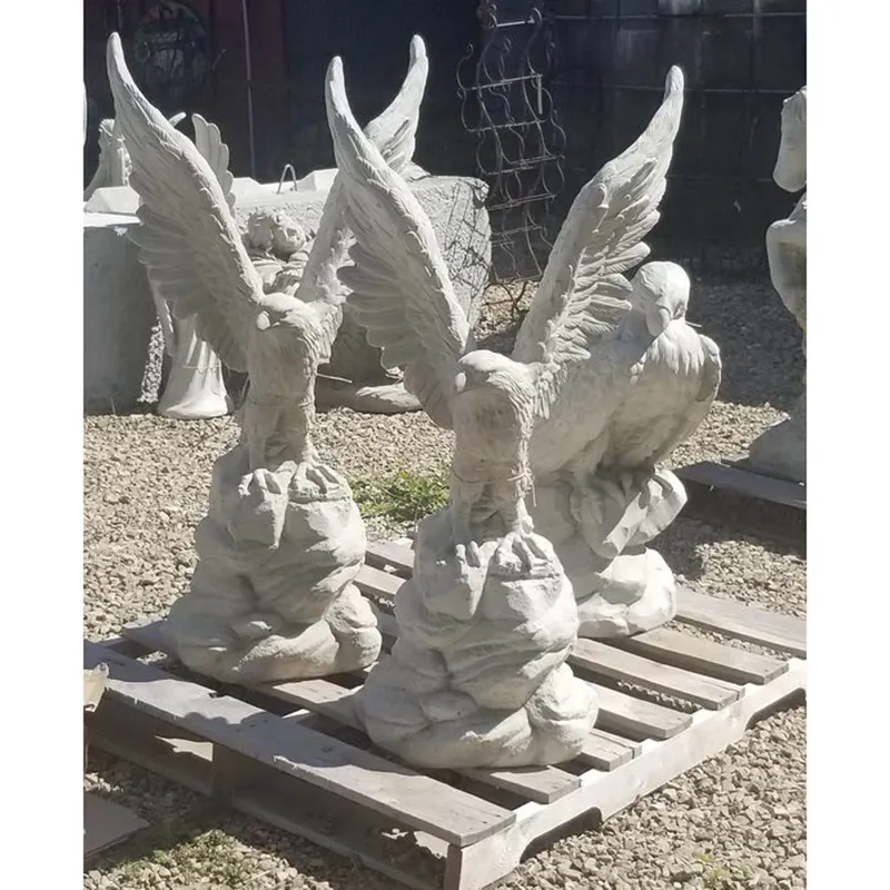 Estatua de escultura de mármol de águila tallada a mano de piedra natural de tamaño real para exteriores personalizada a la venta