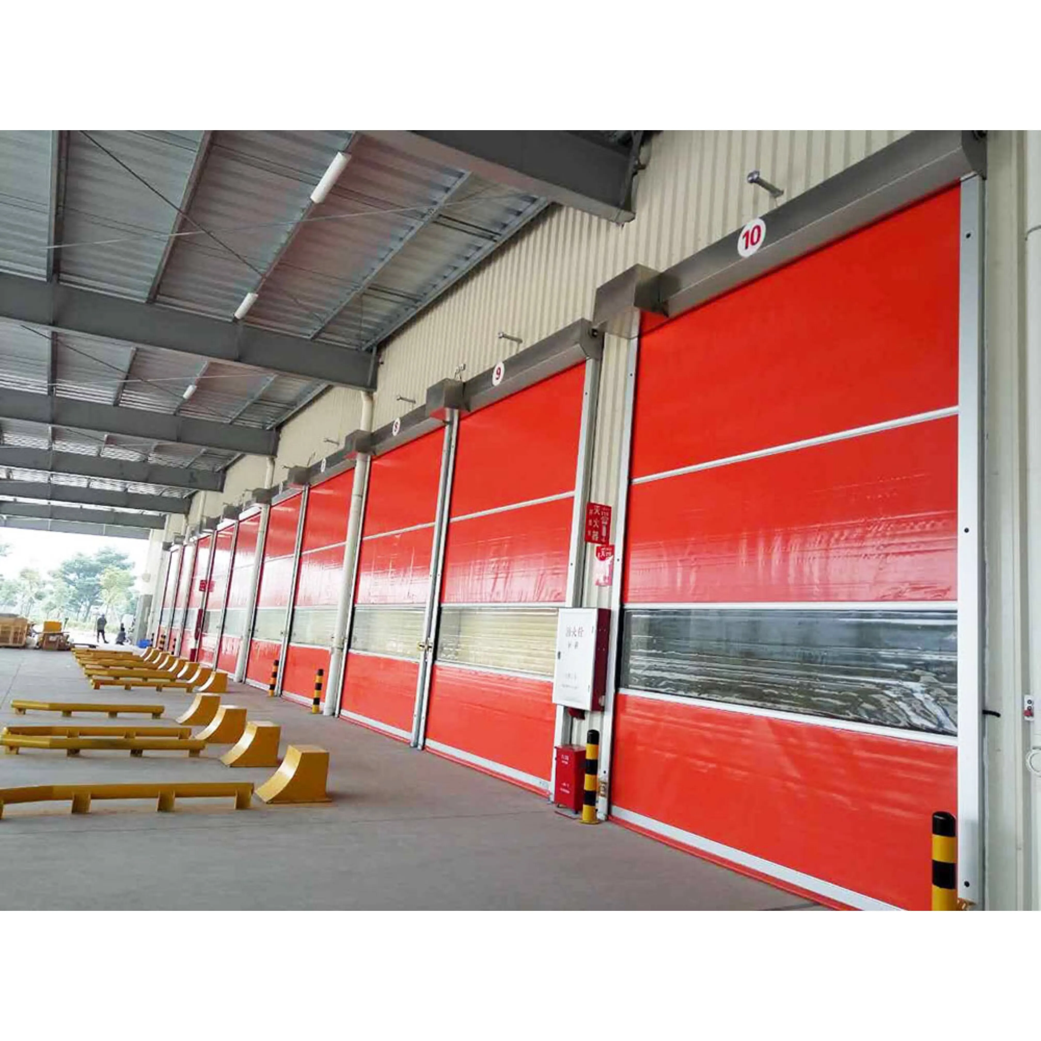Safety rolling shutters automatically roll up the fire door of the Ministry of Industry