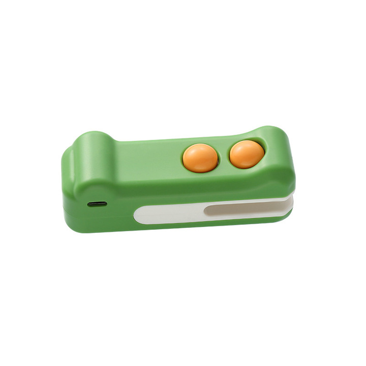 Green (sealing machine cutter)