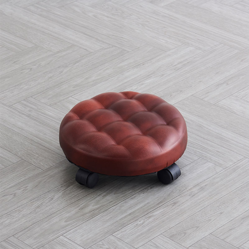 Red-brown bread - plastic wheels
