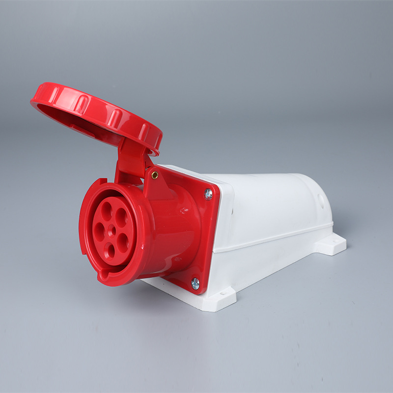 3-pin 16A surface-mounted socket 113