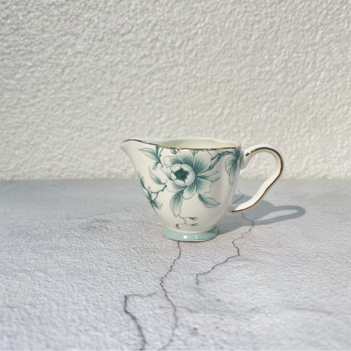 Milk jug (mail order pack)