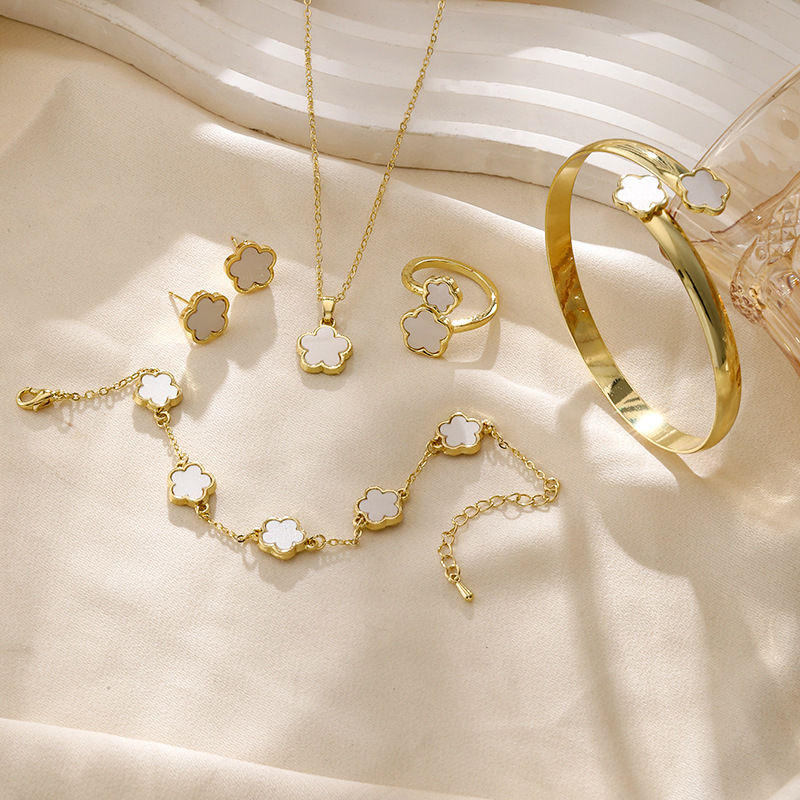 NC24Y0417-3 blanc