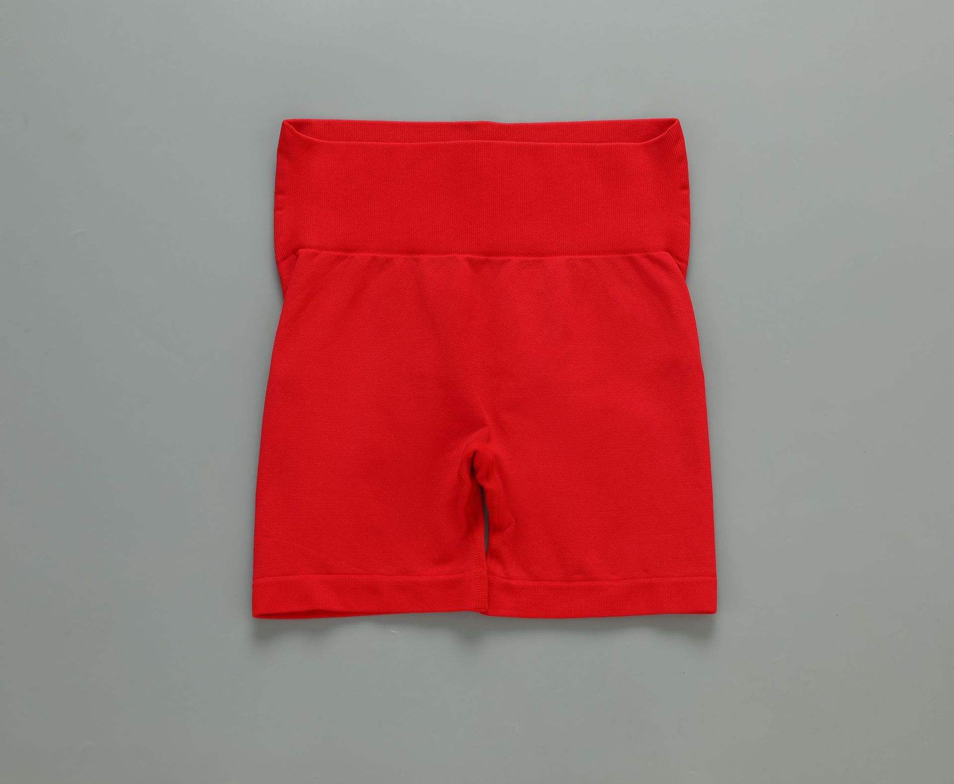 Short rouge