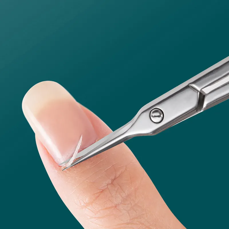 Atacado Aço Inoxidável Manicure Scissor Precise Curved Tip Cutícula Scissor Curved Blade Scissors