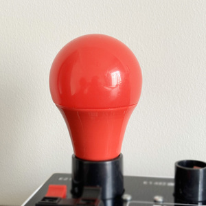โคมไฟ LED บำบัด A19 7W 660nm เอง + 850nm สีแดงและอินฟราเรดใกล้สำหรับใช้ในบ้านพร้อมอุปกรณ์หลอดไฟ SMD และฐาน B22 - Product Image 4