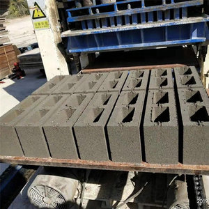QT10-15 <strong>Automatic</strong> Concrete Brick <strong>Machines</strong> Concrete <strong>Block</strong> <strong>Machine</strong> for <strong>Making</strong> Bricks Machinery Concrete - Product Image 4