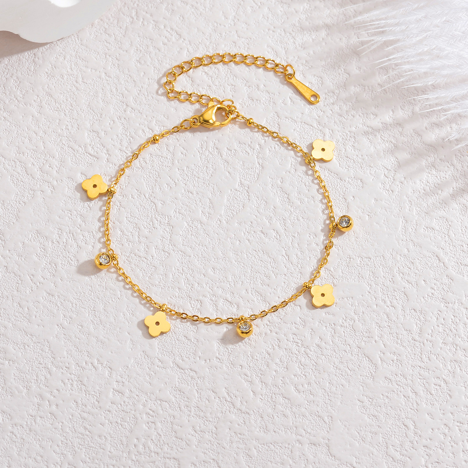 Pulsera trébol de cuatro hojas (con agujero) - 18k