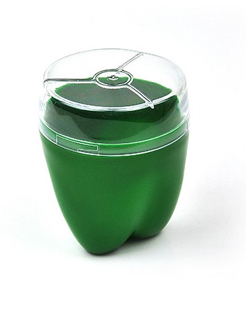 Récipient à poivre avec couvercle transparent