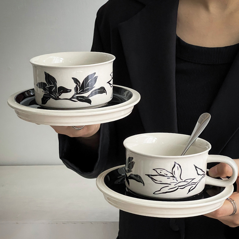 CU/SP/SC/105E (Black Lily flower)