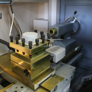 Torno CNC con función de indexación del eje C Torno CNC con servoaccionamiento completo - Product Image 6