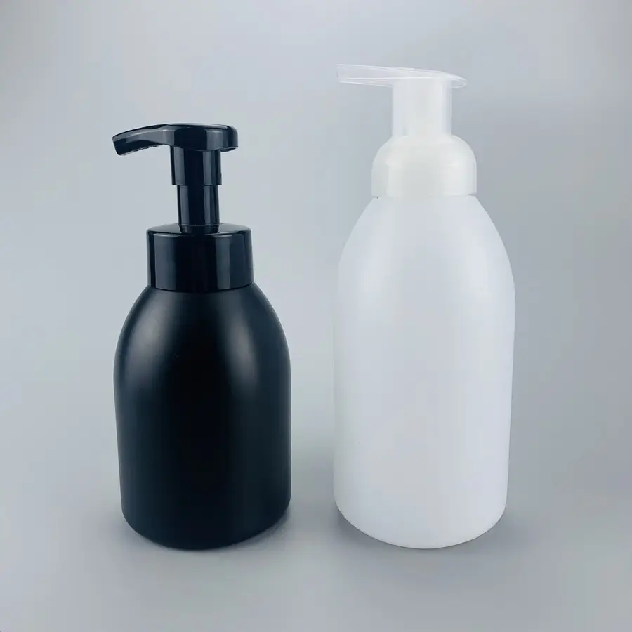 Botellas de champú negras de 350ml, botella de bomba de espuma de HDPE blanca de 500ml con bomba de espuma de 40mm pp