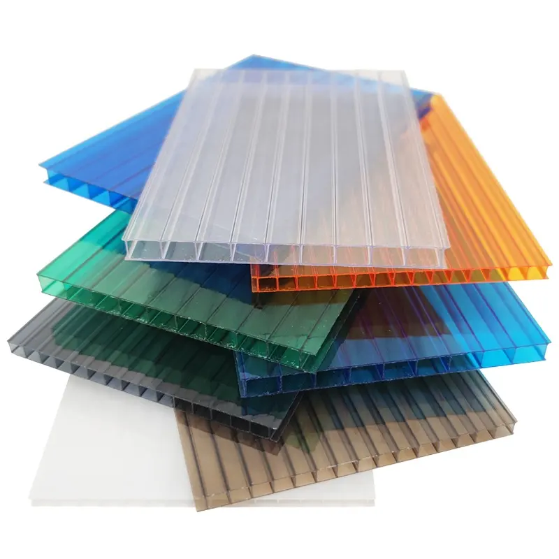 Clair Polycarbonate panneau en plastique de panneau de PC creuse En Polycarbonate feuille solide pour toit