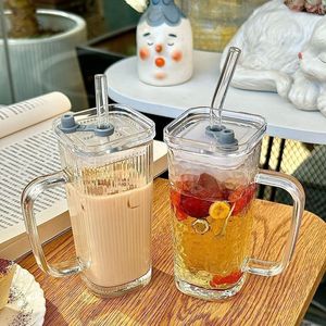 Kolu ile KK73 kare cam bardak toptan 2024 yeni dikey çizgili nervürlü cam çay bardağı süt tumbler kapaklı kupa - Product Image 3