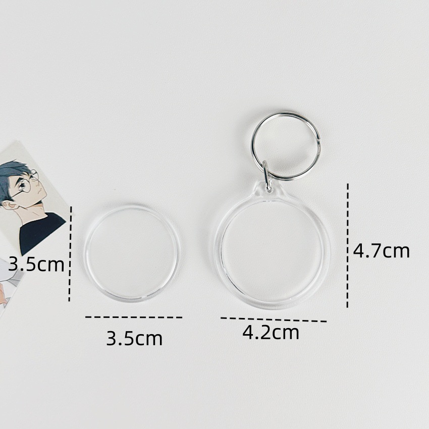Round transparent keychain