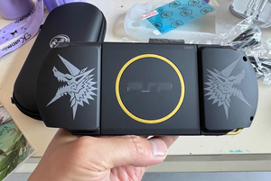 ソニーPSP3000PSPハンドヘルドゲームコンソールGBAアーケードレトロノスタルジア6.61ゲームプレーヤー用のオリジナルの改装されたレトロゲームコンソール