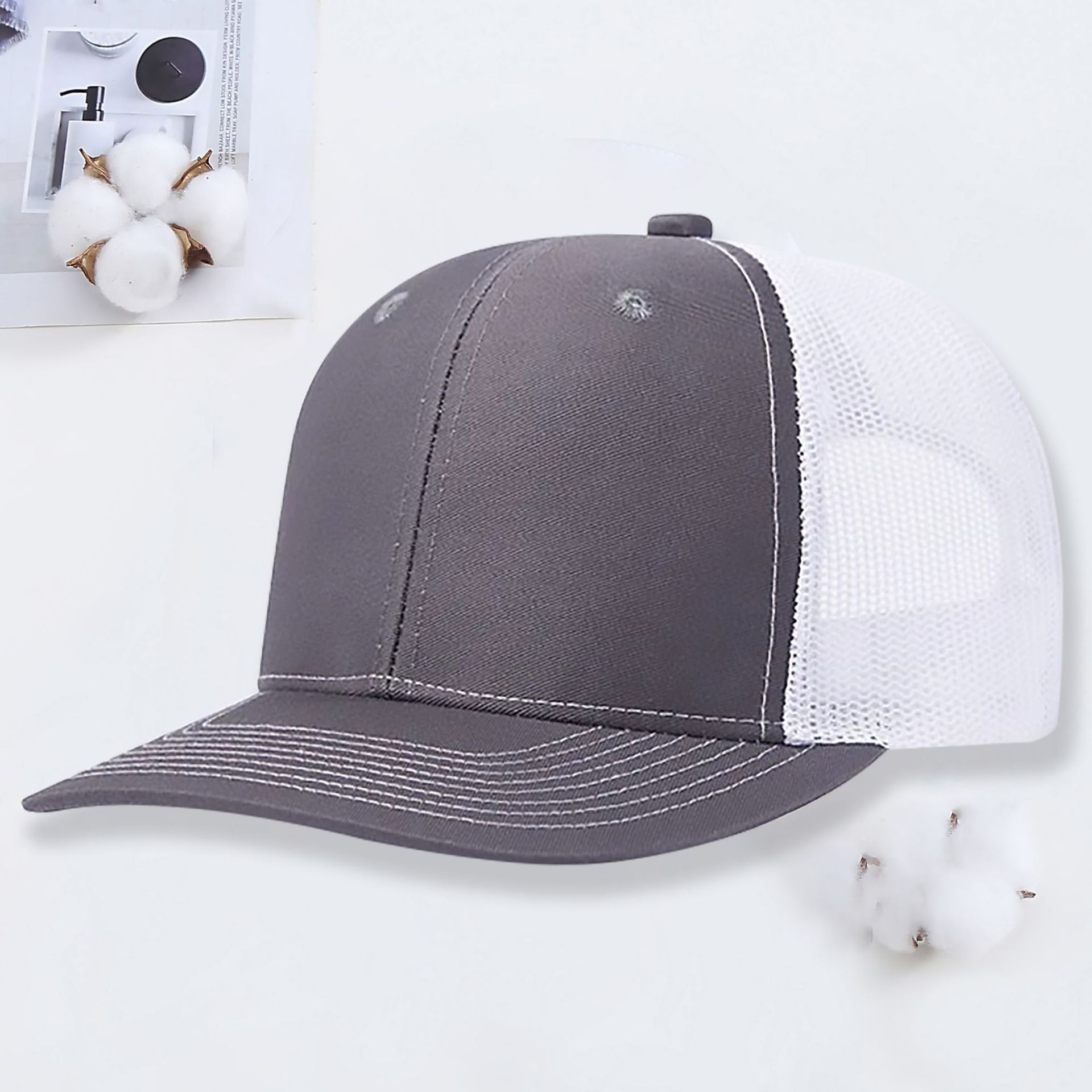 grey/white