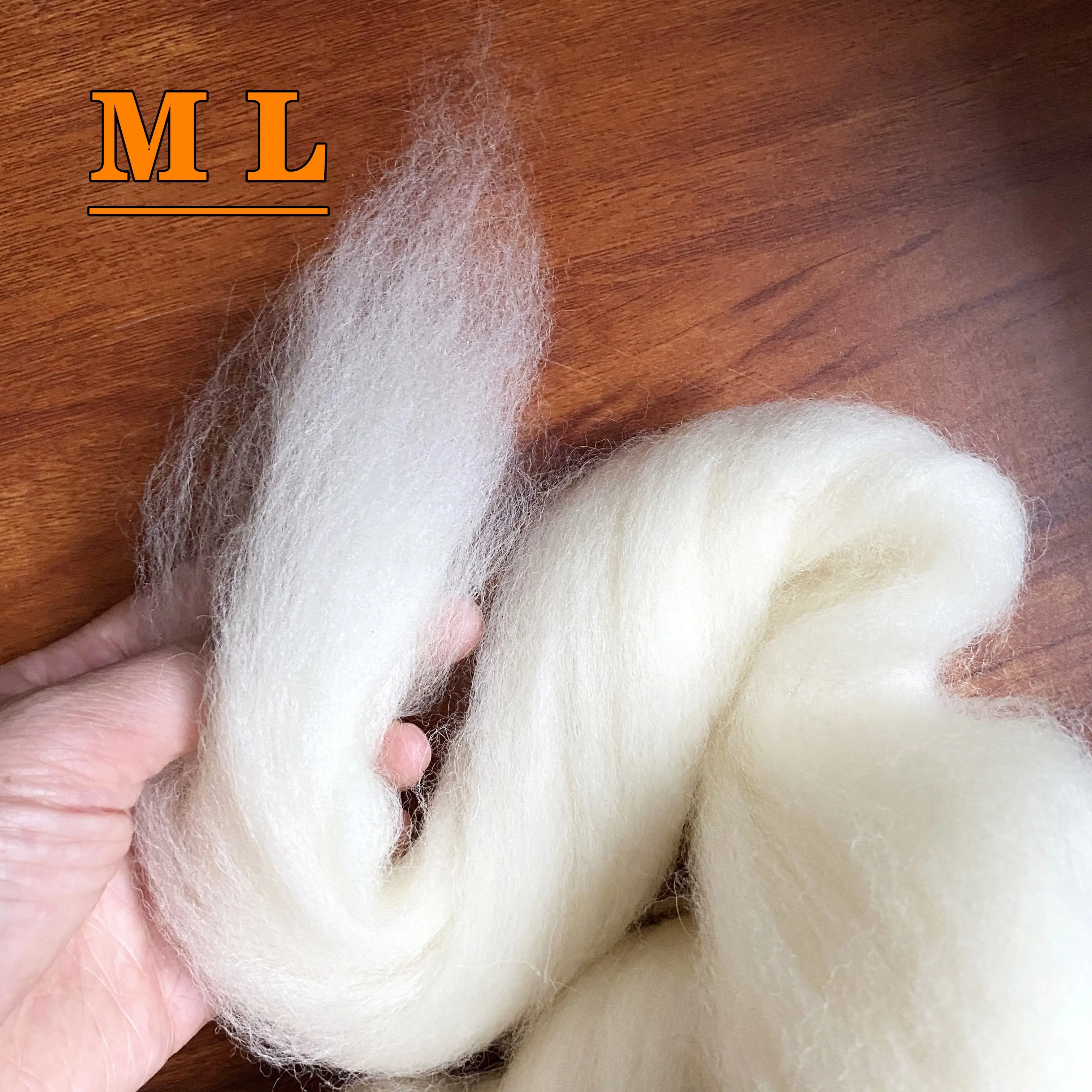 Campione gratuito 100% lana merino australiana roving top 23mic per maglieria