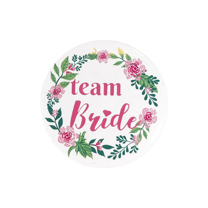 White-team bride (wreath)