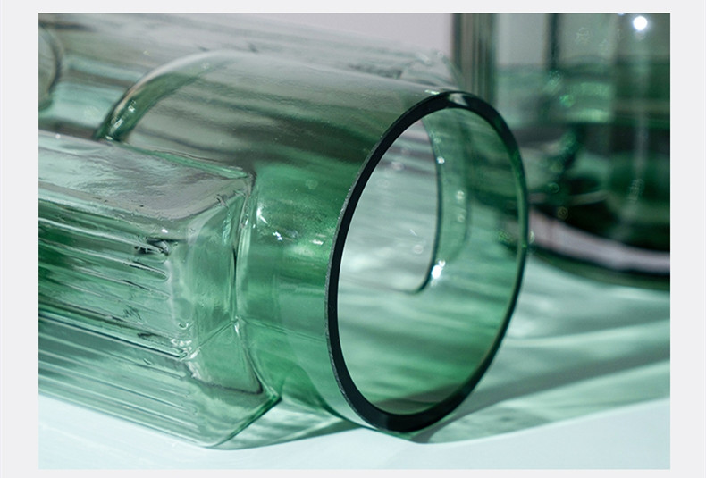 Factory Produced Wholesale Glass Luxury Vases