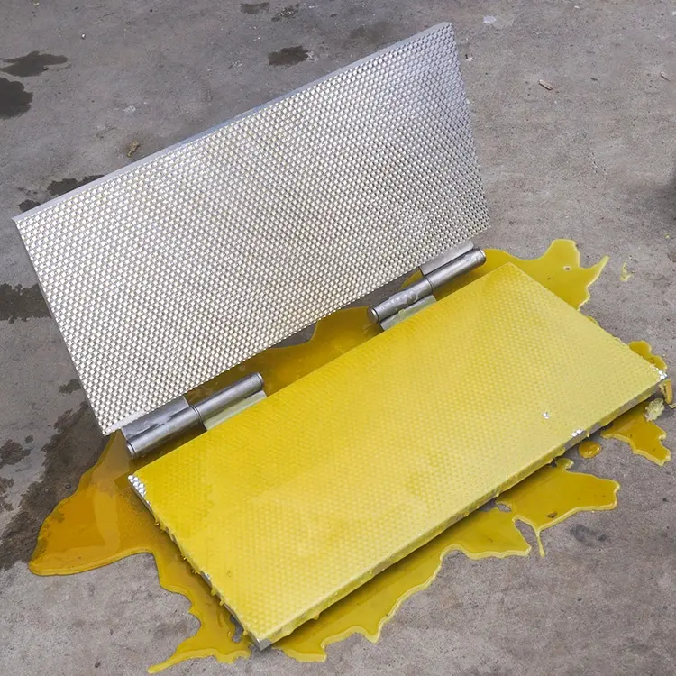 수동 꿀벌 왁스 기초 노트북 프레스 시트 금형 노트북형 밀랍 시트 만들기 기계