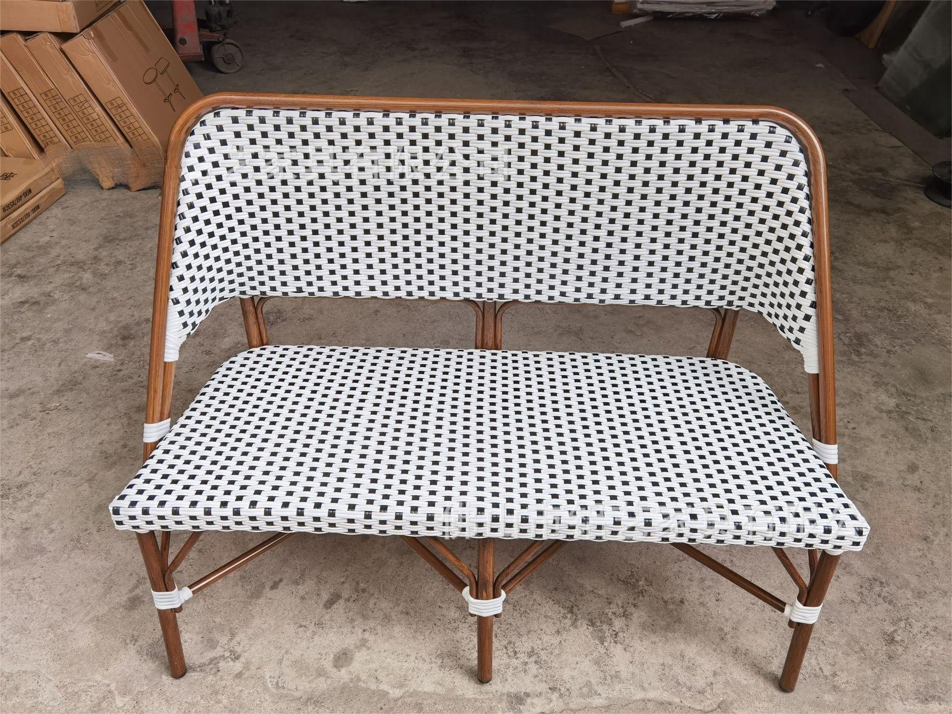 Double rattan sofa 2