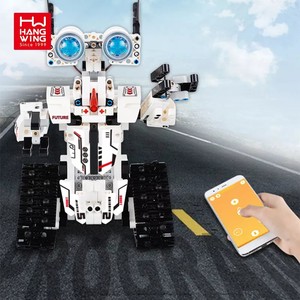 Multifunctional 467PCS DIY 2.4GHz Remote Control <strong>Building</strong> Blocks <strong>Robot</strong> with Mobile App Intelligence Educational Toy for Children - Product Image 4