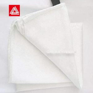 Las mantas ignifugas SE pueden usar Para cubrir EL Fuego Sin ensuciar con Los extintores - Product Image 3