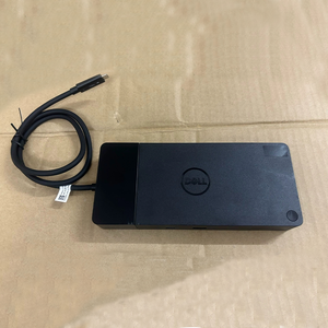 Trasferimento dati Dell WD22TB4 docking station che fornisce agli utenti una vasta gamma di opzioni di connettività per le loro periferiche - Product Image 6
