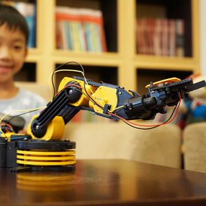 Nuovo stile Robot Arm set kit di robotica scientifica per bambini e studenti delle scuole - Product Image 6