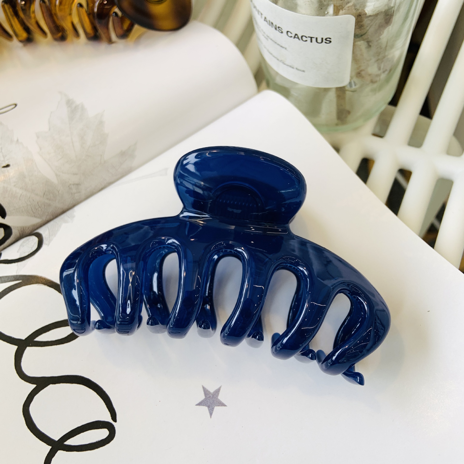 Jelly blue-butterfly clasp dragon bone-11cm