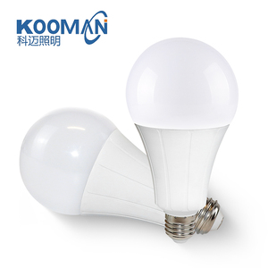 Fabrika toptan fiyat <span class=keywords><strong>7W</strong></span> 9W 10W 12W 15W 18W enerji tasarrufu E27 <span class=keywords><strong>B22</strong></span> taban <span class=keywords><strong>Led</strong></span> SMD ampul ışık
