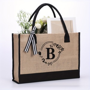 Özel baskı adı desen çuval bezi alışveriş Tote <span class=keywords><strong>j</strong></span>üt çanta kadınlar için düğün çantası plaj doğum günü hediyeleri çuval bezi Tote çanta kolları ile