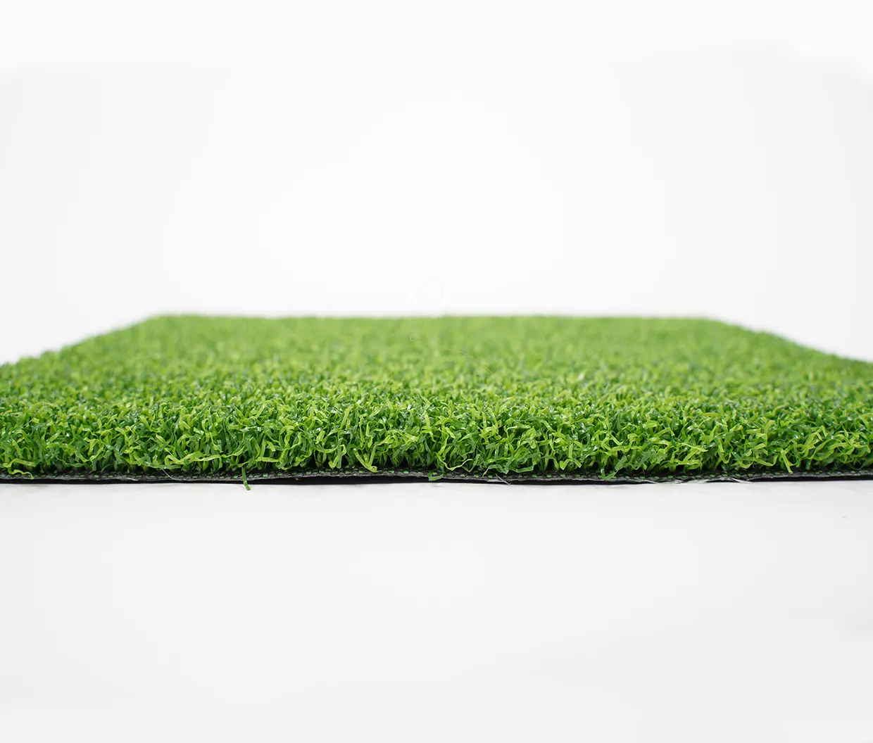 Haute densité maternelle sport pelouse 15mm Mini Golf putting green gazon artificiel tapis d'herbe